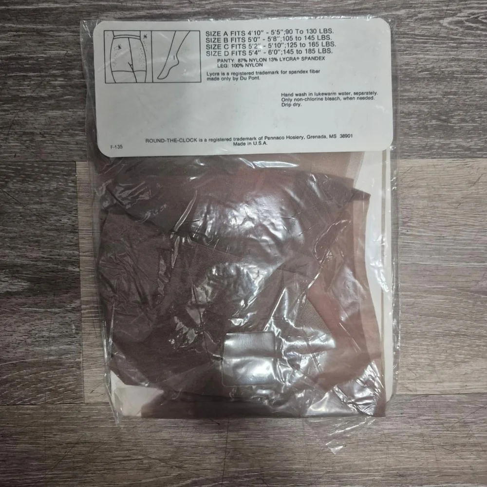Women's Round the Clock Pantyhose Size‎ C Taupe